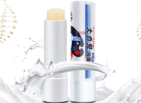 大白兔奶糖味润唇膏2支